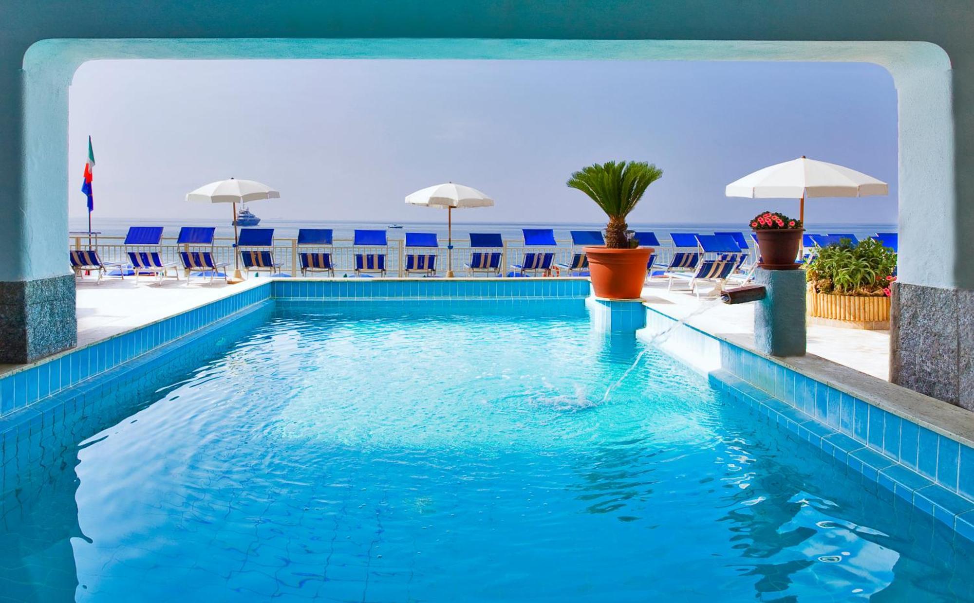 Hotel Vittorio Beach Resort Barano d'Ischia Exterior photo